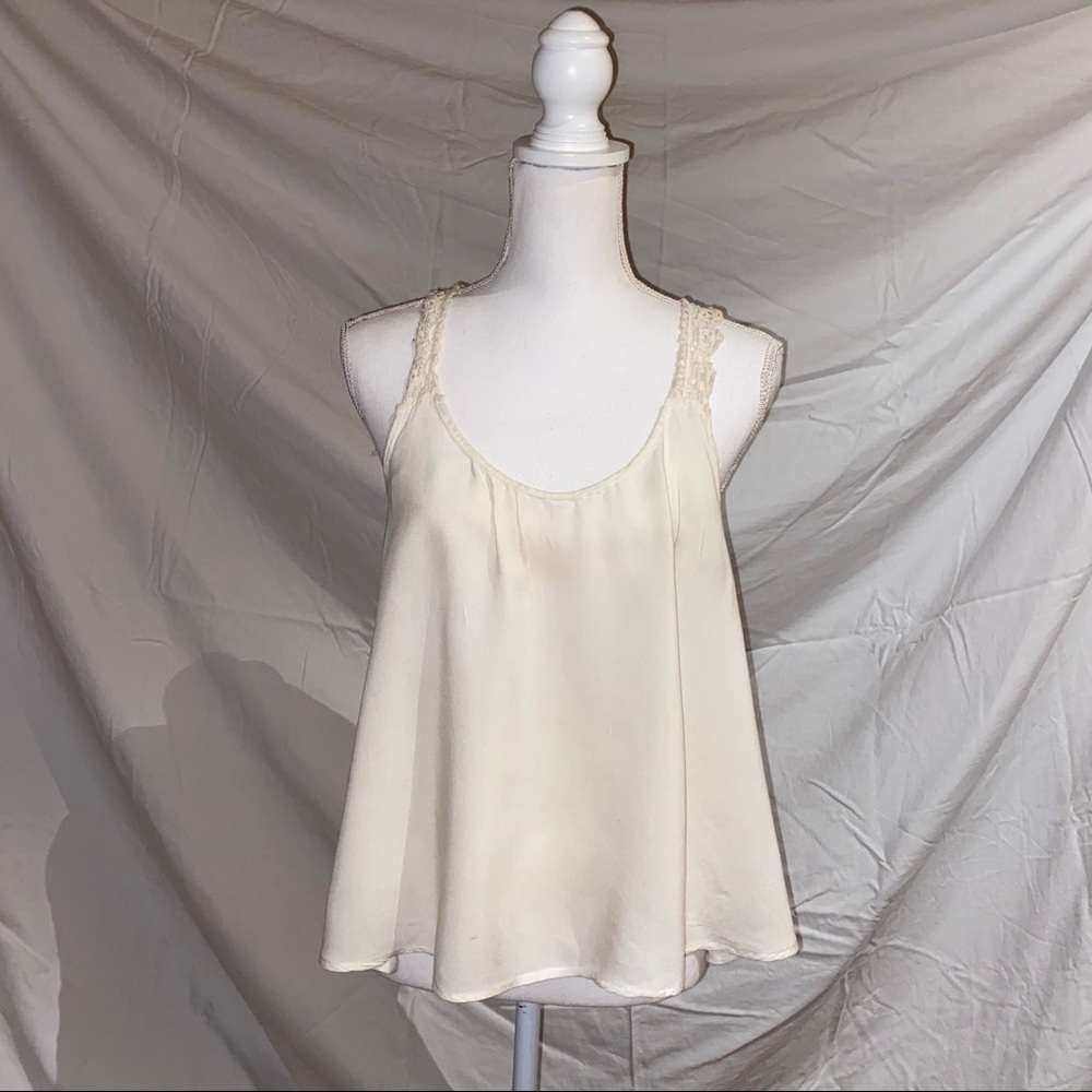 White lace strapped tank top